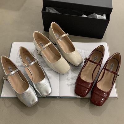 Scarpe singole rosse con tacco spesso scarpe da donna 2025 nuove estive tacco medio-alto Mary Jane argentate con gonna scarpe da sera
