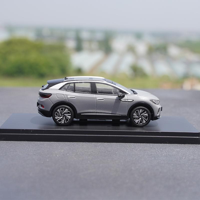 

1:43 Scale ID.4 CROZZ ID4 SUV Модель автомобиля Металлическая литая игрушка Классический автомобиль для детской коллекции Дисплей Подарок
