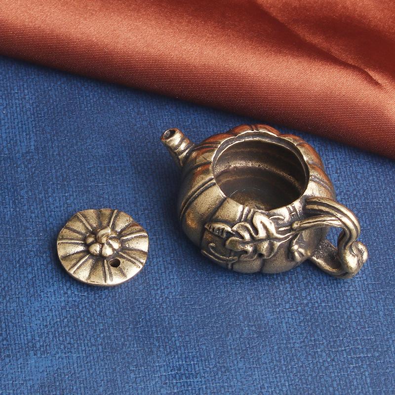 Antique Brass Pumpkin Teapot Desktop Ornament Creative Vintage Collectible Tea Pet Handheld Piece Old Copperware Wholesale