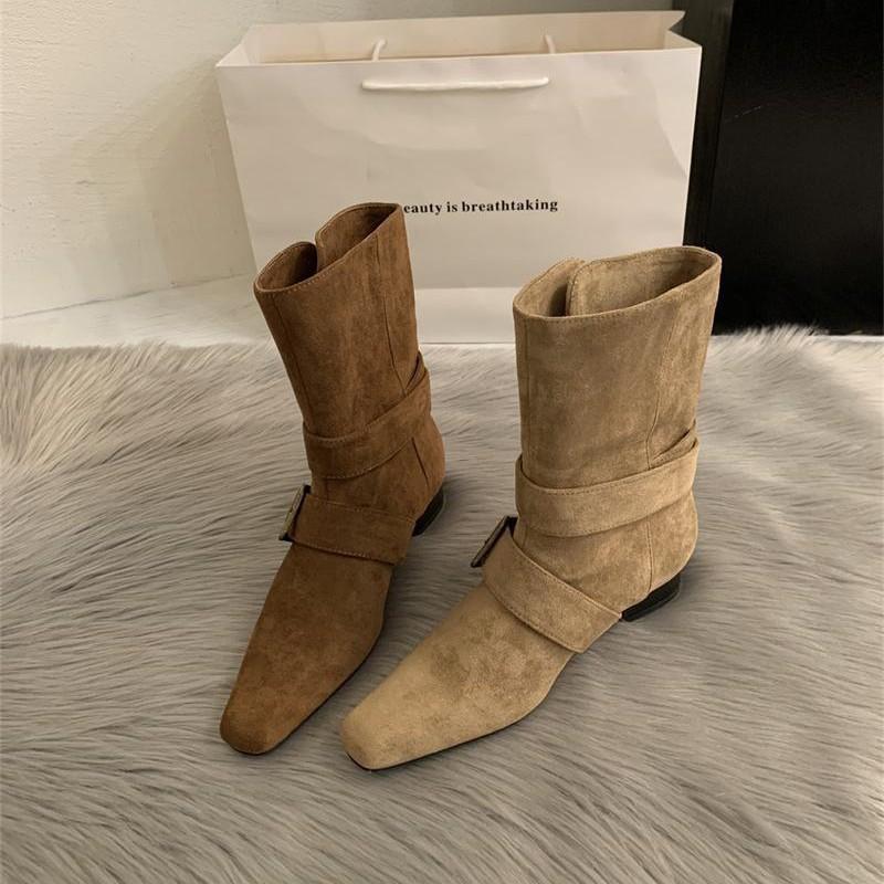2025 Korean version of the new niche design retro French short boots small square head western boots suede medium boots women's boots