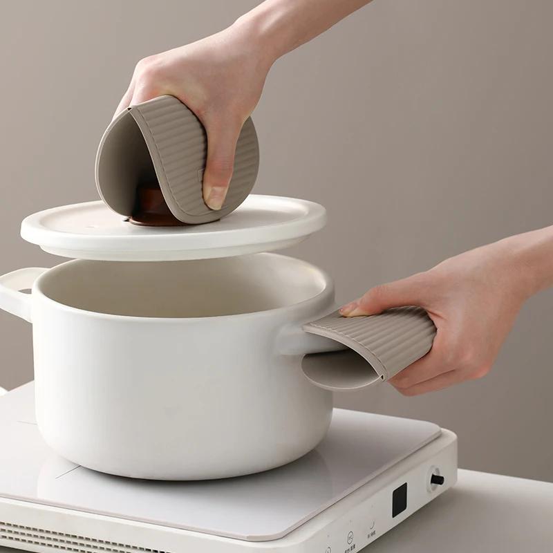 Silicone Trivet Mats Silicone Pot Holders for Hot Pots Pans Heat Resistant Counter Mats for Countertops Spoon Rest Coasters