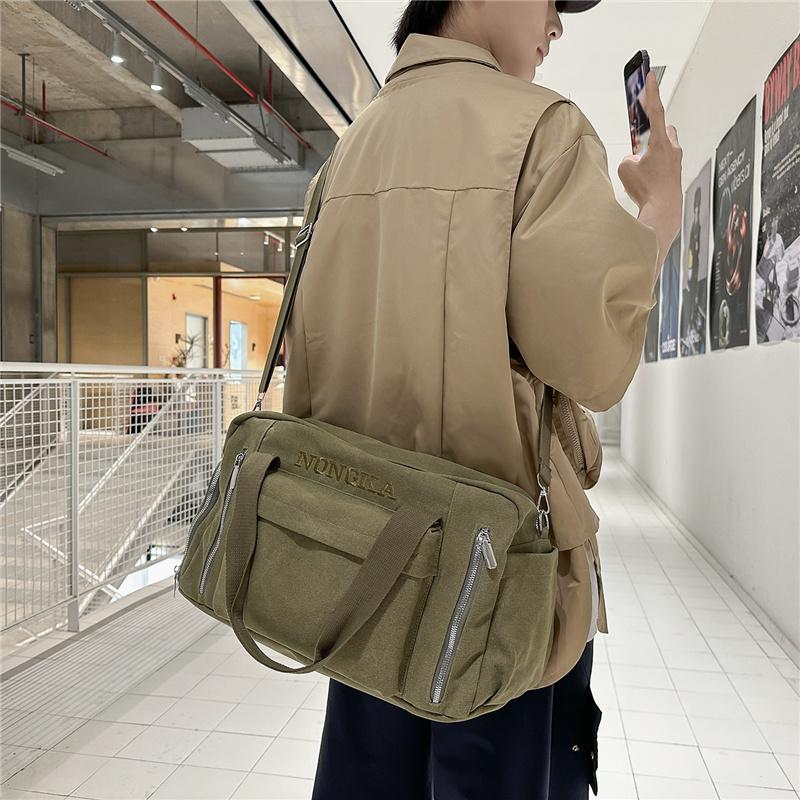Large Capacity Portable Sports Fitness Bag Sports Shoulder Bag Lightweight Travel Luggage Bag
