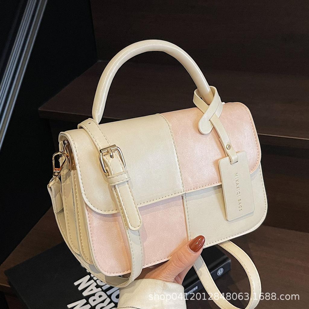 Niche Design Contrasting Color Splicing Portable Small Square Bag 2025 Winter New Texture Messenger Bag Fashionable Shoulder Bag Bag