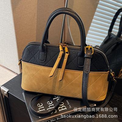 Super angesagte kleine Tasche Damen Herbst und Winter 2025 neu retro Diamant Schulter Umhängetasche beliebt ins tragbare Shell-Tasche