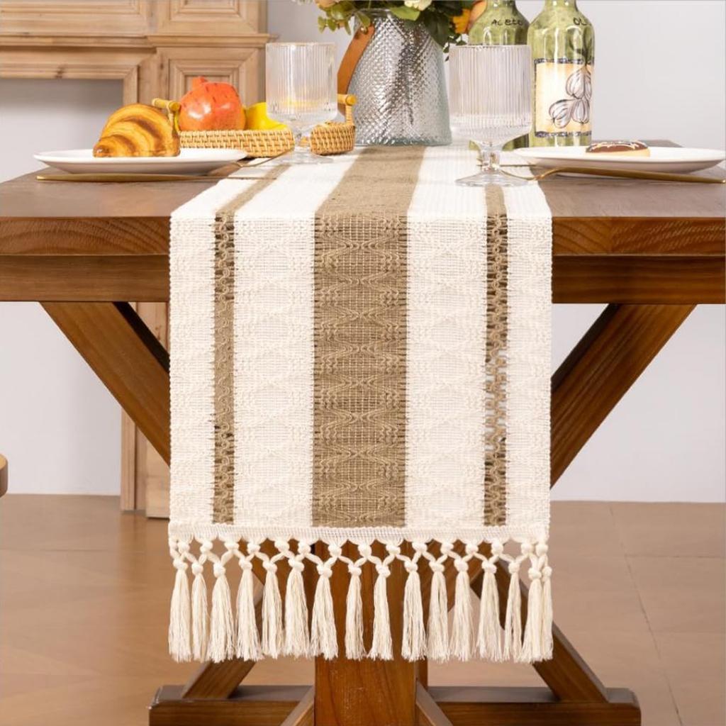 Bieżnik na stół jesienny boho w stylu wiejskim, jutowy, bawełniany, z frędzlami, tkany makramą, dekoracja stołu w salonie