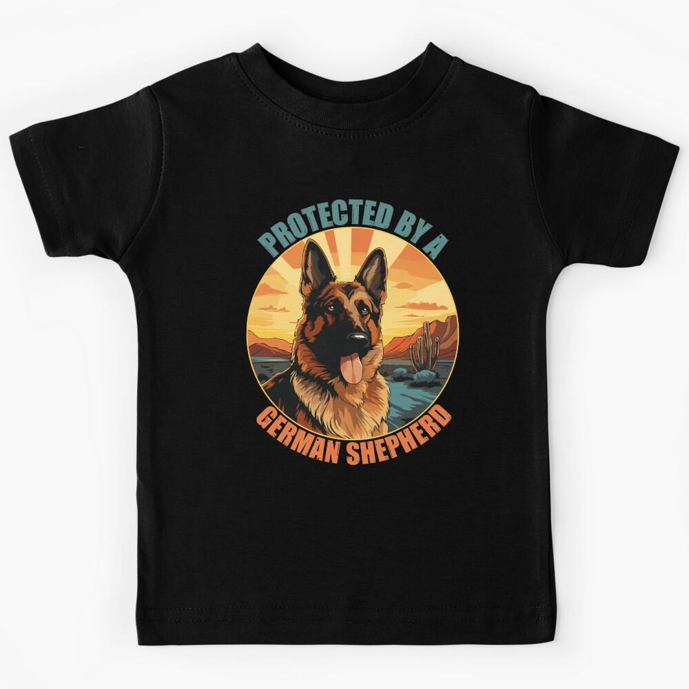 Protected by a German shepherd Kids T-Shirt 160