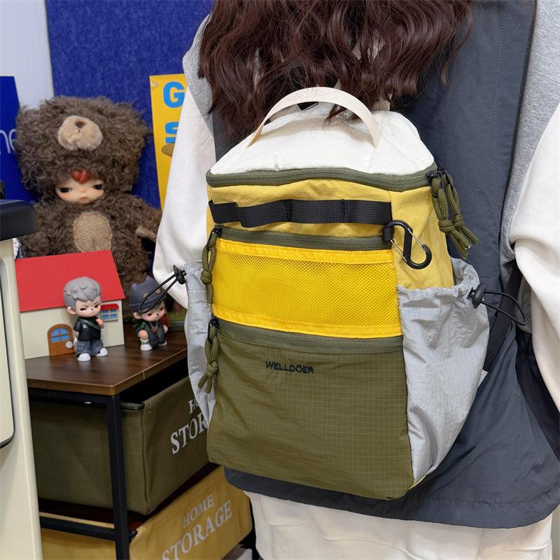 Schoolbag New Outdoor High-value Outdoor Backpack Couple Color Matching Large-capacity Schoolbag Commuting Atmosphere Backpack