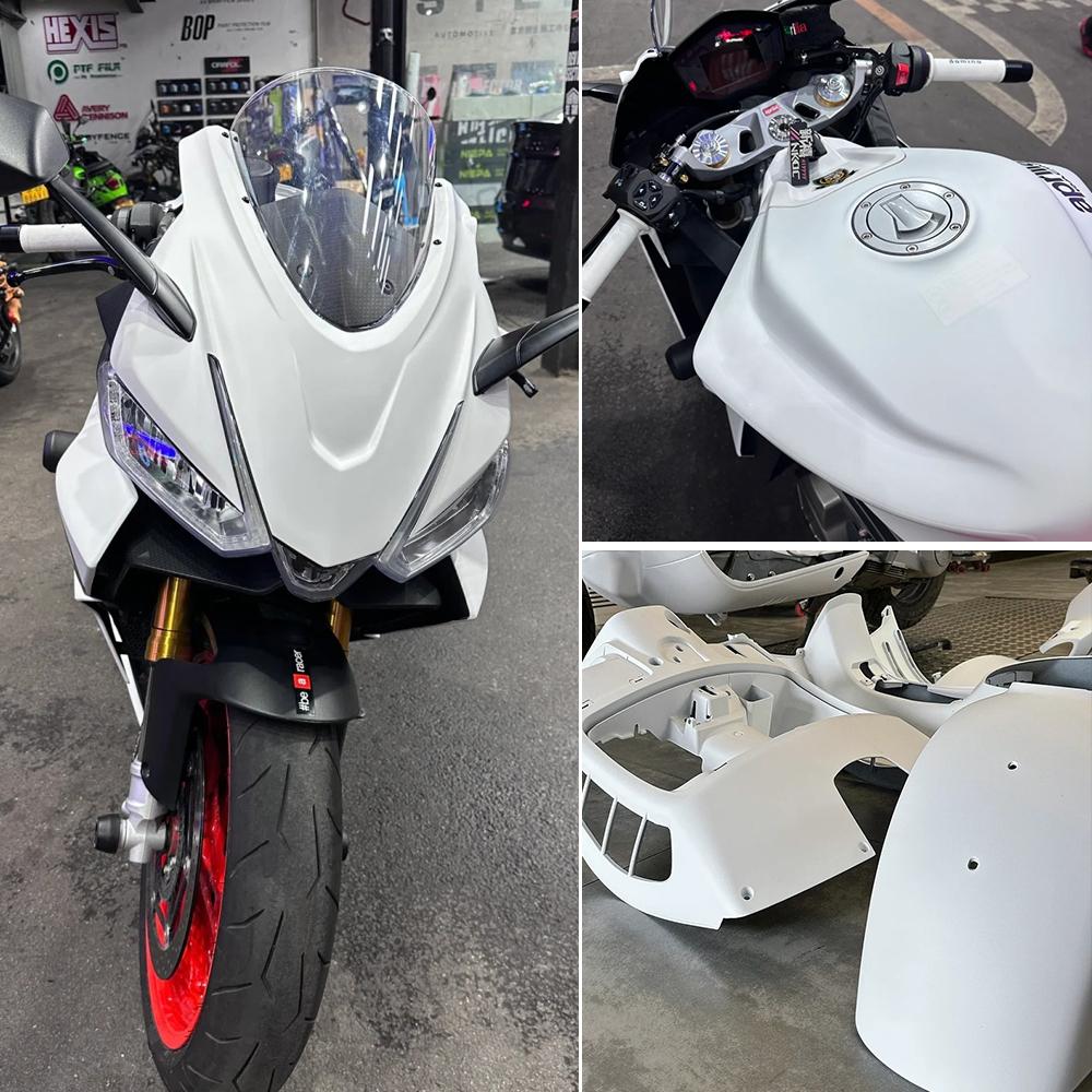 Mattweiße Aufkleber Karosserie Matte Vinylfolie Wasserdichter Aufkleber Autofolierung Farbwechsel Folie für Motorrad Autozubehör