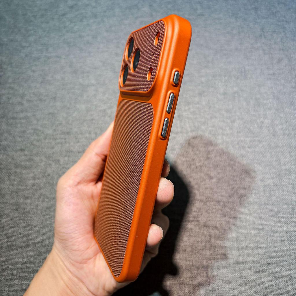 Capa à Prova de Queda com Cobertura Total para iPhone 16 Pro Max - Novo Tecido Tecnológico, Design Protetor Executivo