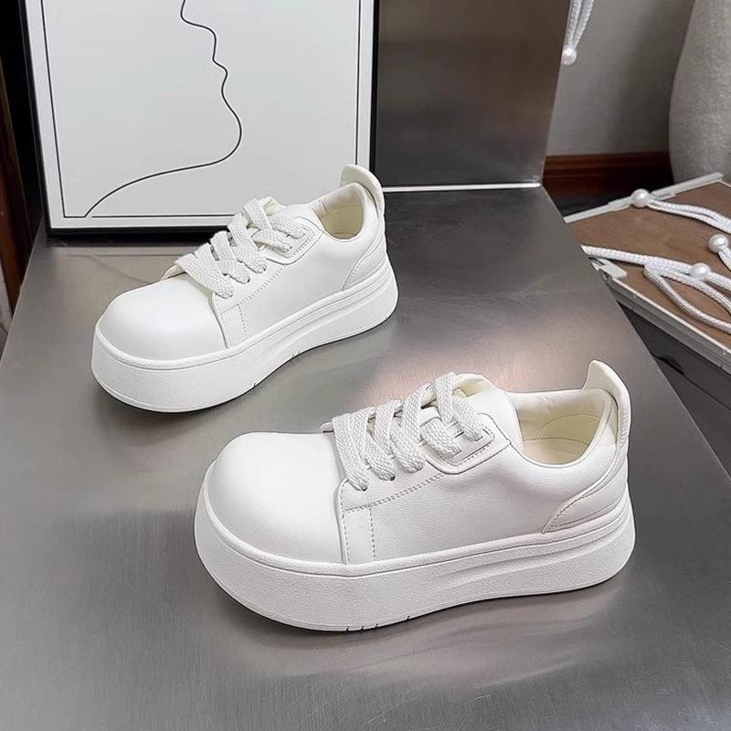 Oufan thick-soled ugly cute big-headed little white shoes for women's outer wear 2025 spring new niche versatile height-increasing casual board shoes