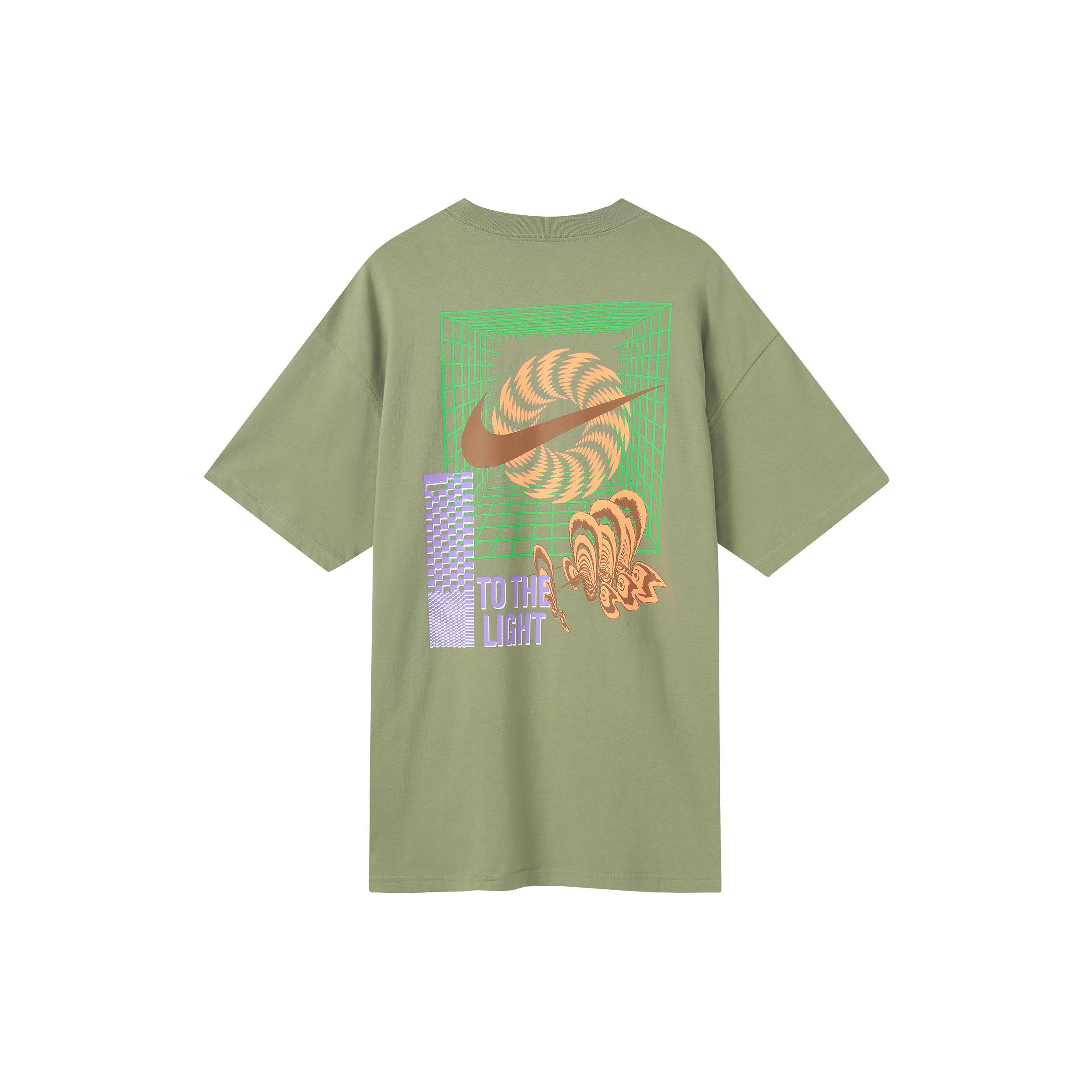 

New Nike T Shirts Men Green FB9787-386 M