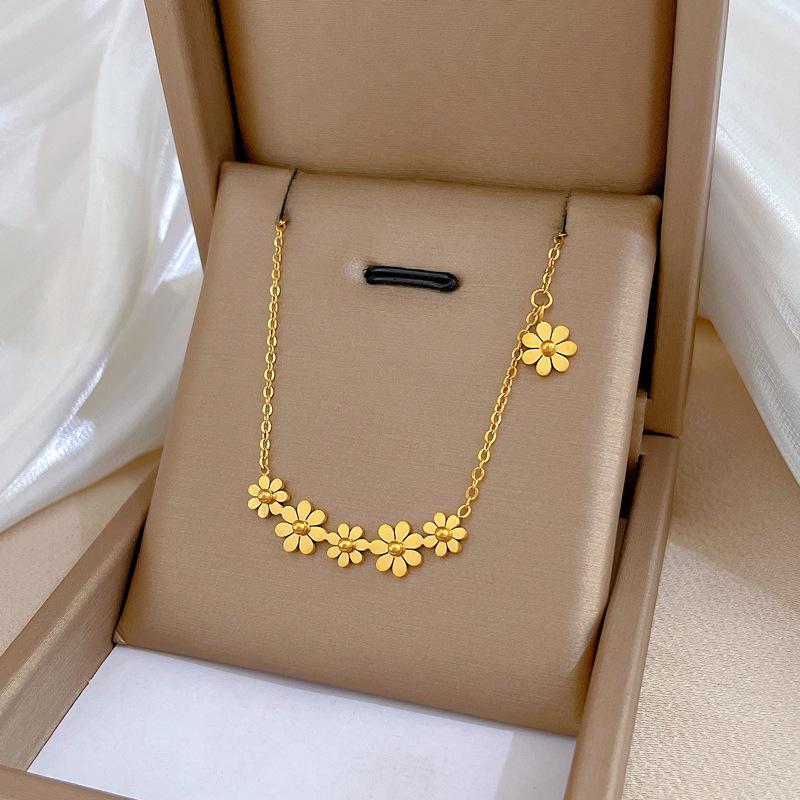 6 Flowers Minimalist Wind Stove Real Gold Necklace Female Collarbone Chain With Jewelry