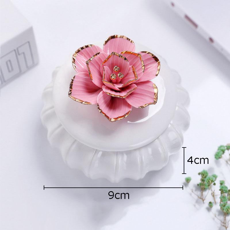 Gilded Flower Decorative Storage Tank Tea Canister Rose Flowers Ceramic Storage Jar and Lids Candy Pots Porcelain Candy Pots
