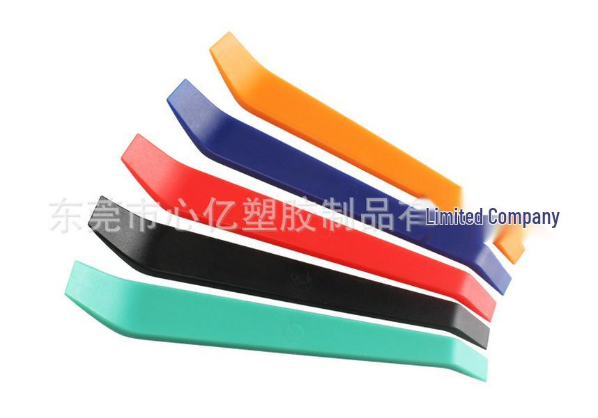 4-Piece Car Audio/Dash Cam Installation Tool Set: Small, Medium, Plastic Crowbars for Modification & Removal.