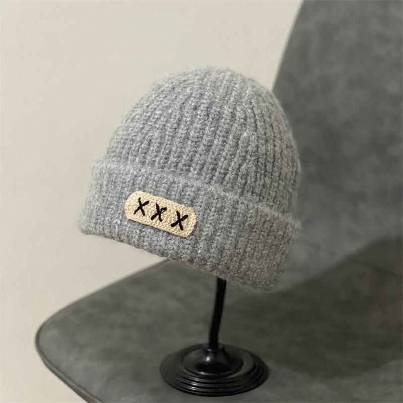 

Face small wool hat women autumn and winter tide versatile round face mohair Internet celebrity warm knitted hat cold hat M（56-58cm） сірий колір