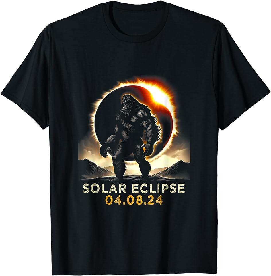 Funny Bigfoot Total Solar Eclipse 4.08.2024 Apparel T-Shirt Unisex T-Shirt XL