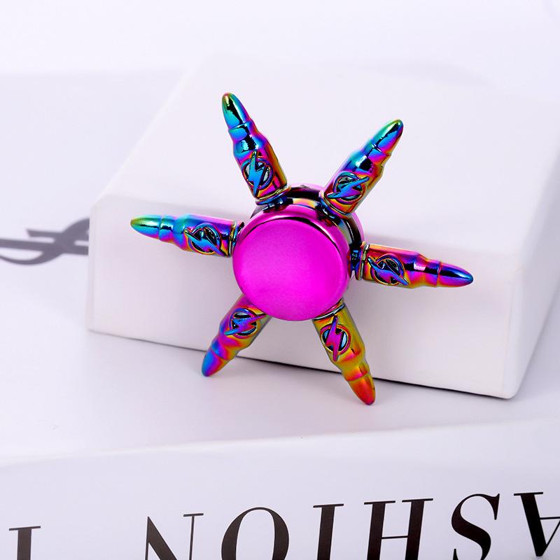 Metallischer Fidget Spinner mit landschaftlichem Motiv: Beliebtes Promi-Straßenmarkt-Dekompressionsspielzeug