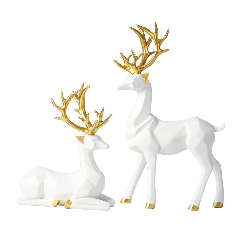 Modern Nordic Origami Elk Ornament for Living Room Decor and Housewarming Gift