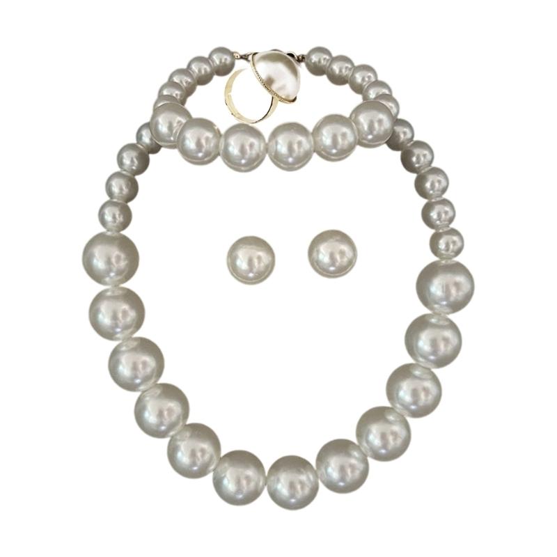 

Imitation Pearls Necklace Bracelet Earrings Set 5Pcs Complete Jewelry Collection for Formal Event Daily Wear