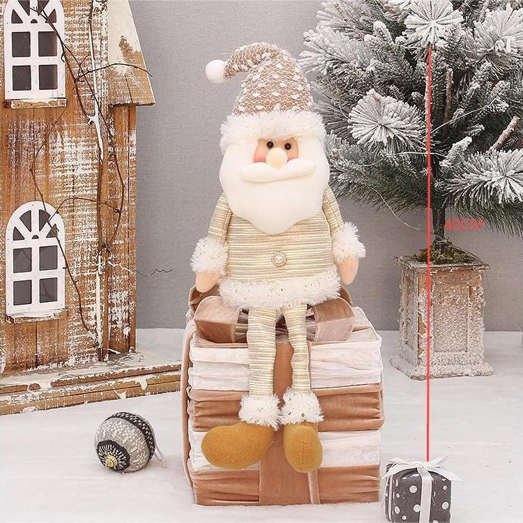Off-gold fabric sitting retractable old man snowman doll light-colored Christmas ornament ornament