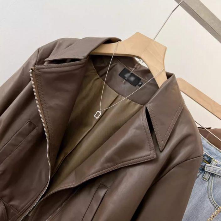 2025 Autumn Women's Petite Slimming Leather Jacket with Versatile Lapel Design