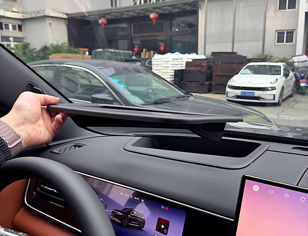Compatible with 26 Zhiji LS9 HUD Models: Protective Cover for Head-Up Display, Car Interior Modification.