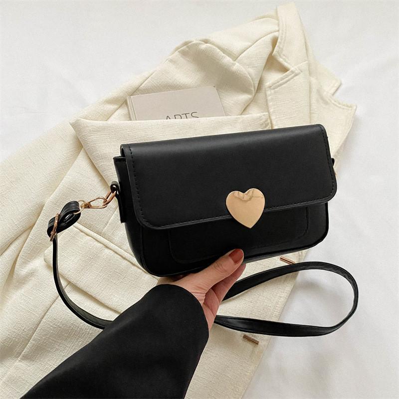 Vintage Chic Fashionable Womens Crossbody Bag With Large Capacity And Stylish Design чёрный