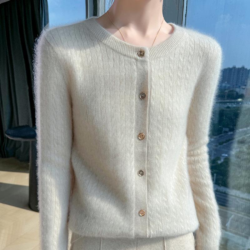 Women's 2025 Retro Cable Knit Cardigan, Long Sleeve, Round Neck, Loose Fit, Short Sweater Jacket, Versatile Layering Piece