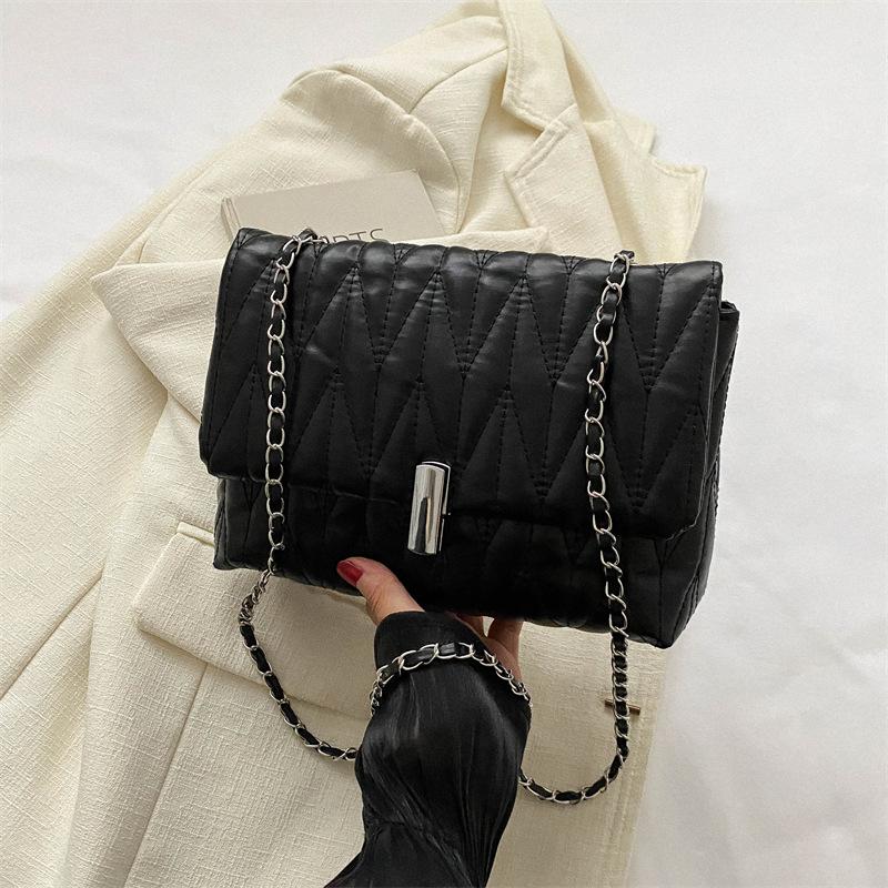 

Універсальна сумка-месенджер з ромбами та вишивкою, універсальна, з замком, для жінок, осінь-зима 2024 року, нова універсальна, корейська версія чорний