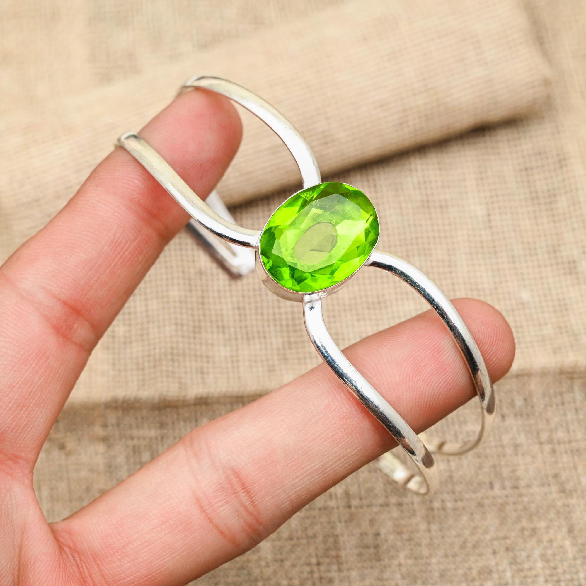 

Tsavorite Gemstone Handmade 925 Sterling Silver Jewelry Amazing Bracelet For Her
