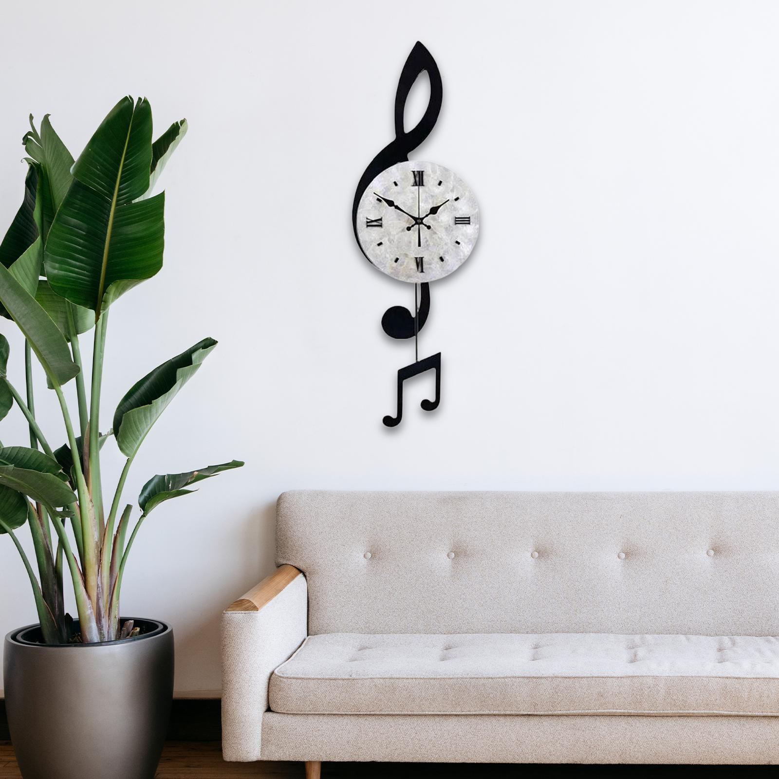

Analog Wall Clock with Decorative Design, Silent, Ideal for A Home, Guest Room Or Housewarming S