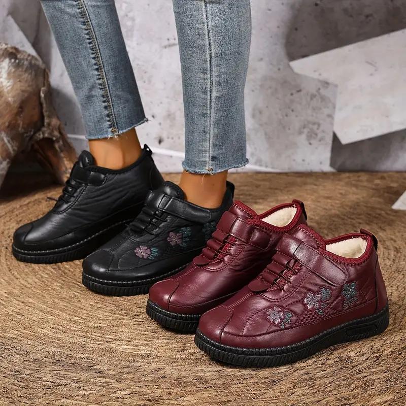 2025 Winter New Women's Cotton Boots Soft Bottom Lightweight Anti-skid Durable Cold-proof Warm-keeping Women's Shoes