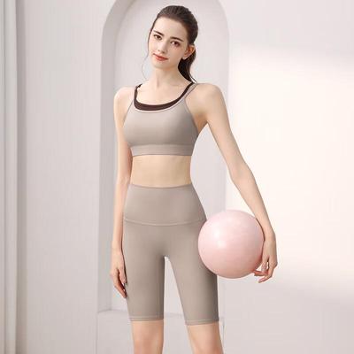 Abiti e completi – Abbigliamento sportivo