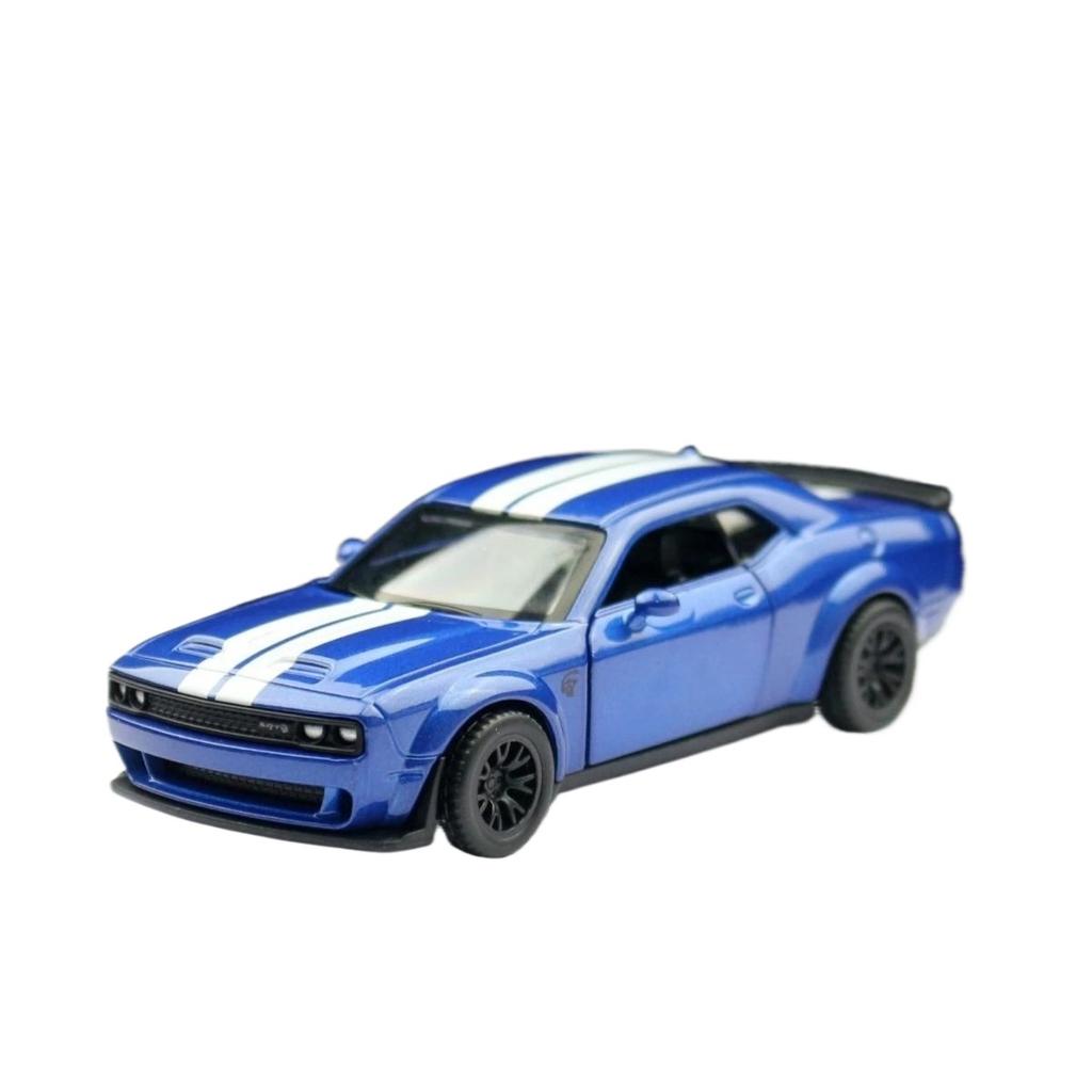 1/44 Dodge Challenger SRT Hellcat игрушечная модель автомобиля литая металлическая миниатюрная машина открывающиеся двери откидывающиеся назад коллекционный подарок для ребенка