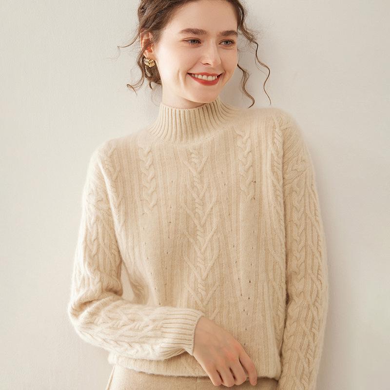 Retro Cable Knit Three-Ply Thickened Loose Pullover Sweater for Autumn and Winter