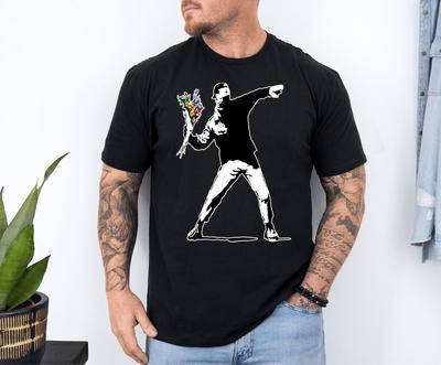 Banksy Flower Thrower T Shirt Street Art Graffiti Tee Urban Graphic Top Cool Banksy Design Unisex Gift Shirt Men Women 4415PC
