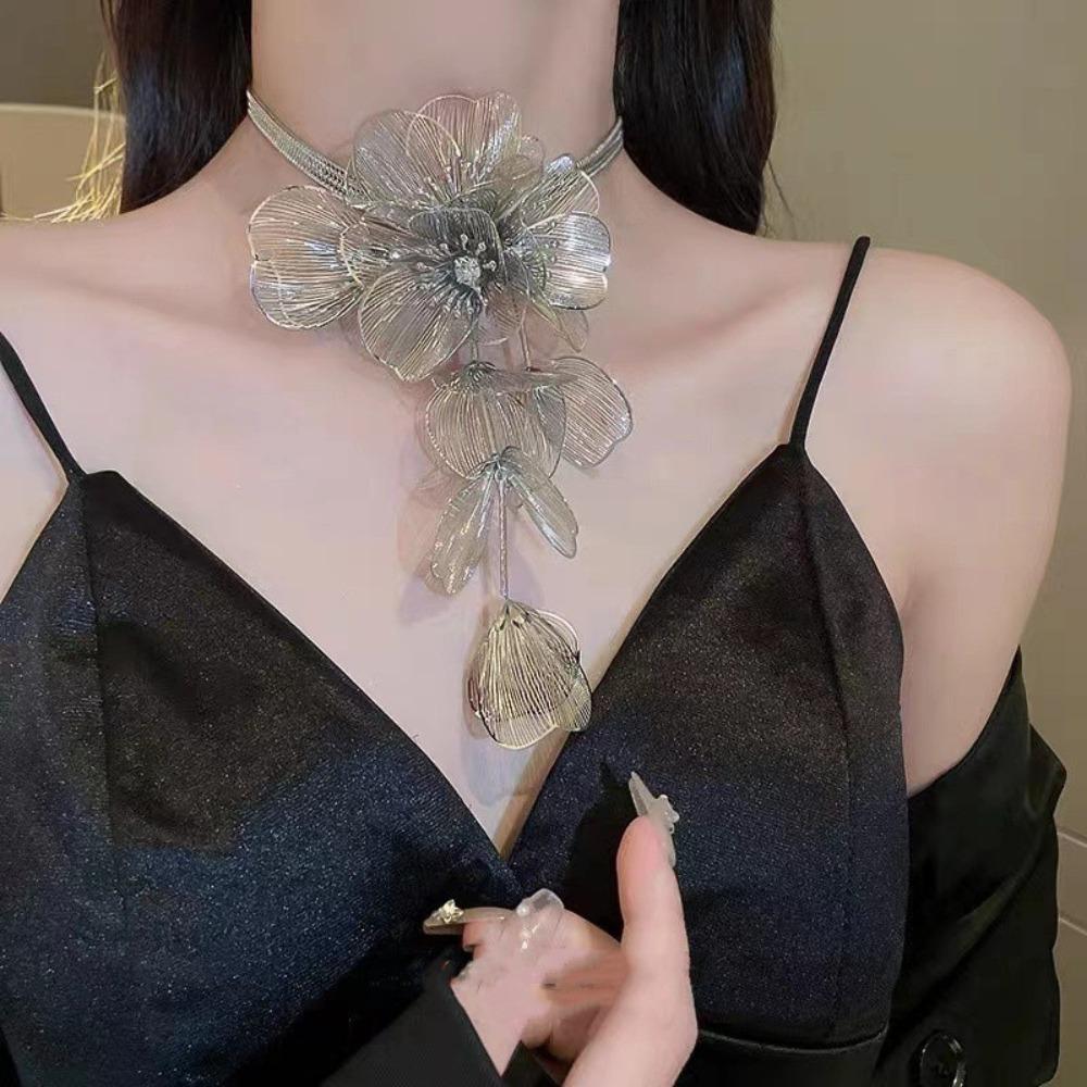 Luxury Exaggerated Choker Temperament Long Tassel Collarbone Chain  Banquet Party