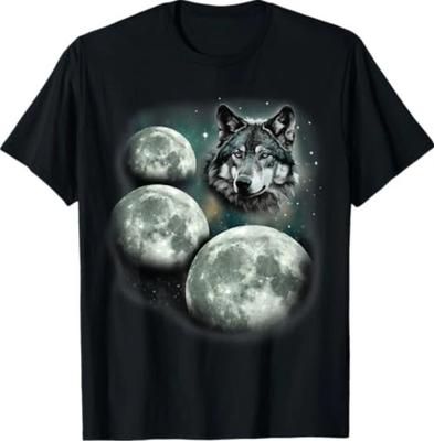 T-shirt Lupo Tre Lune 3 Lune Ululando allo Spazio Lupo Magia Meme