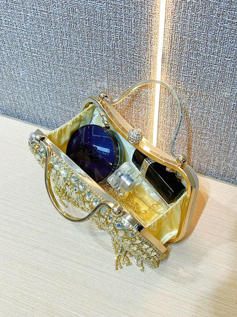 Elegant Diamond Tassel Clutch: Perfect for Evening, Birthday, Wedding, and Banquet Events