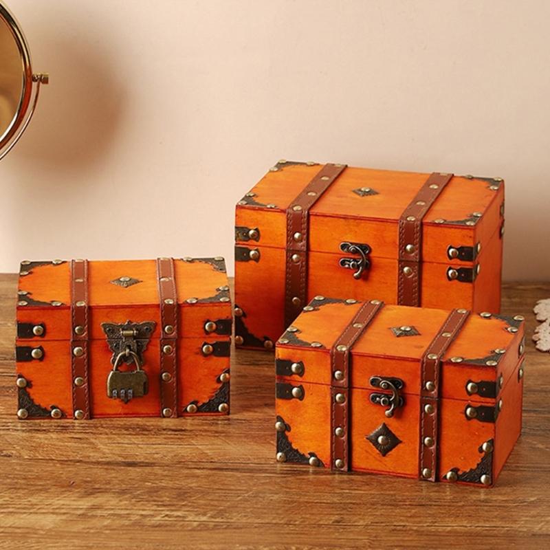 Cultural Leather Jewelry Case With Security Mechanism For Home Decoration And Storage Elegant Treasures Chest