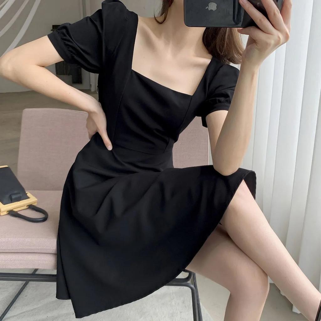 Hepburn style little black dress women's summer new French retro square collar medium and long black bubble sleeve dress