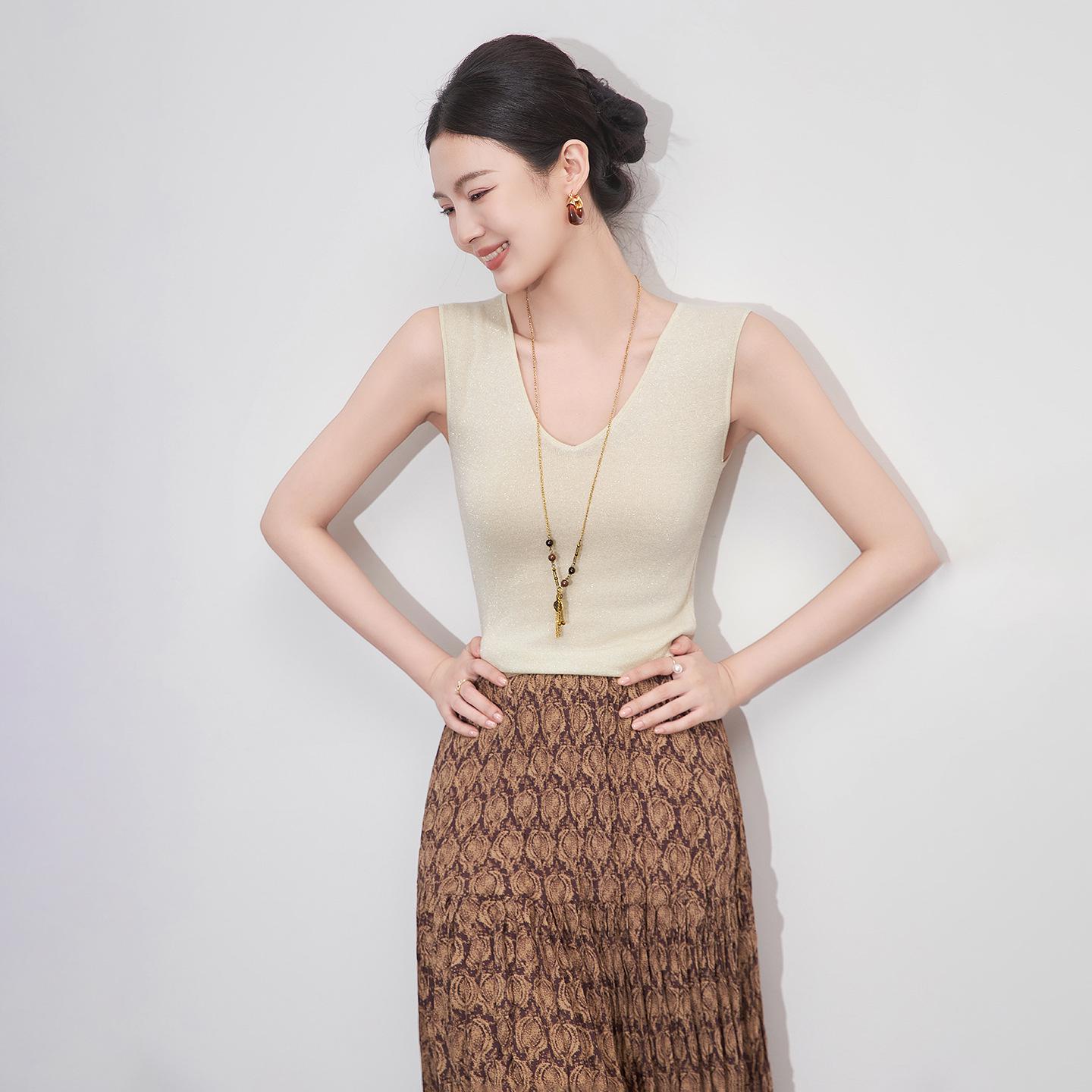 

Super Fine Glitter Lenzing Tencel V-Neck Knit Camisole Tank Top M