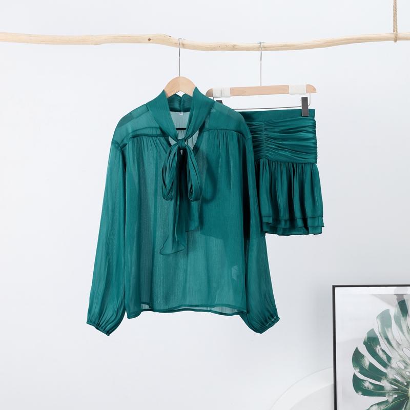 

Шикарный бант-топ юбка костюмы женские шнуровка О-образный вырез рукав фонарь блузки высокая талия милая плиссированная юбка весна новый комплект из 2 предметов 2XL зелёный