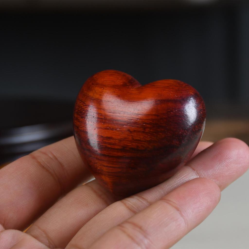 Heart-Shaped Rosewood & Green Sandalwood Carving Ornament