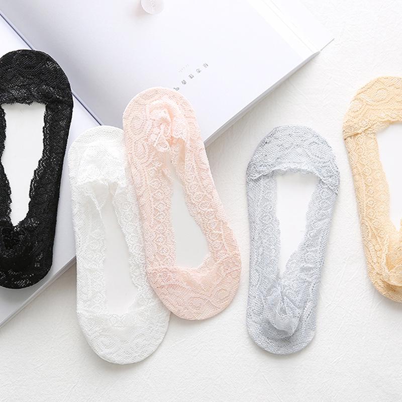 Women's Summer Lace Low-Cut Socks, Thin & Breathable with Cotton Bottom and Silicone Anti-Slip Heel Grip.