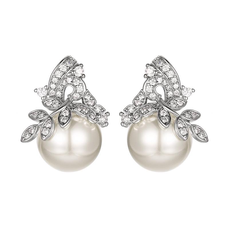 Neues Perlen-Set Ohrringe Halskette Blumenförmig Damen Süß Koreanische Version Modisch Vielseitig Elegant