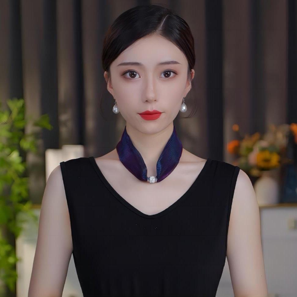 

Элегантный шелковый шарф с магнитной пряжкой и цветным узором на шее синий/фиолетовый