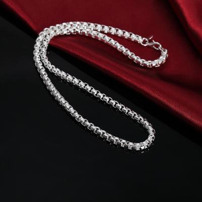 Collar de hueso de serpiente de 4 mm de plata de ley 925 con dije de boda.