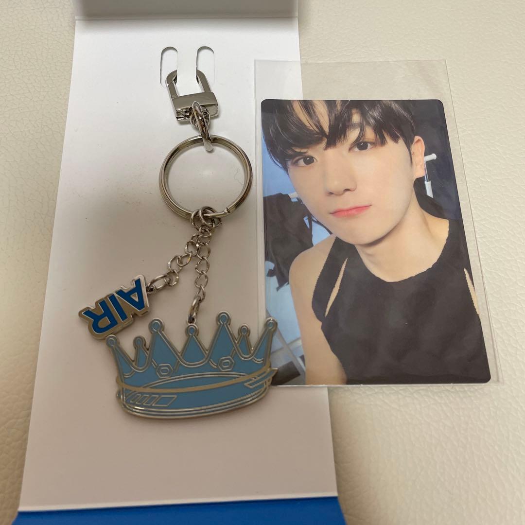 

[USED] Hyunjae key ring trading card The Boyz BYOK