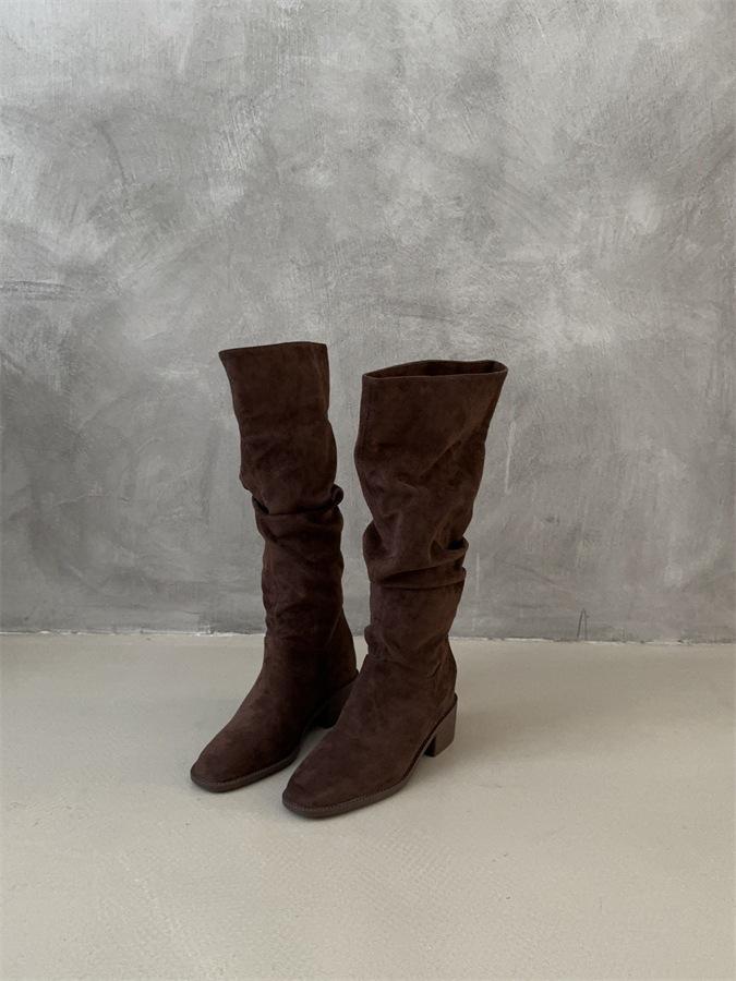 2025 Herbst und Winter neue koreanische Version gestapelte plissierte dicke Ferse innen dünne Stiefel Damen Herbst und Winter Retro-Mode mittelhohe Röhre dünne Stiefel